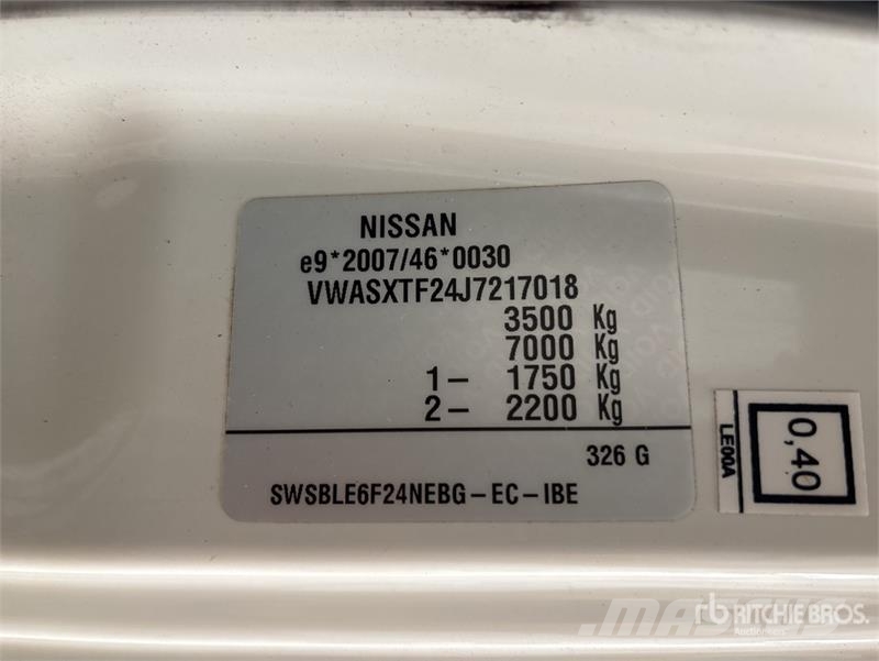 Nissan NT400 4x2 Bucket Truck المنصات الهوائية المثبتة على شاحنة