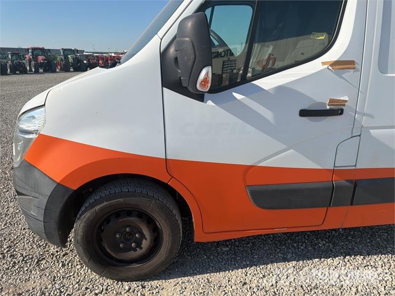 Nissan NV400 Cargo Van Furgões
