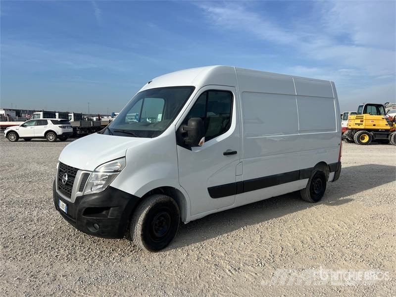 Nissan NV400 Cargo Van Krovininiai furgonai