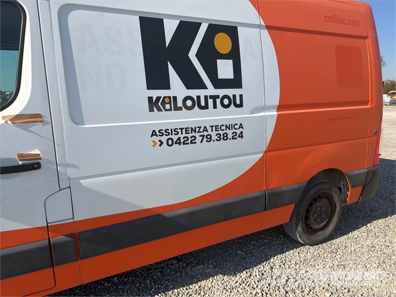 Nissan NV400 Cargo Van Furgões