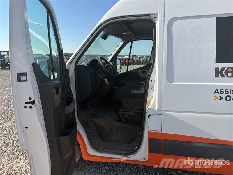 Nissan NV400 Cargo Van Furgões