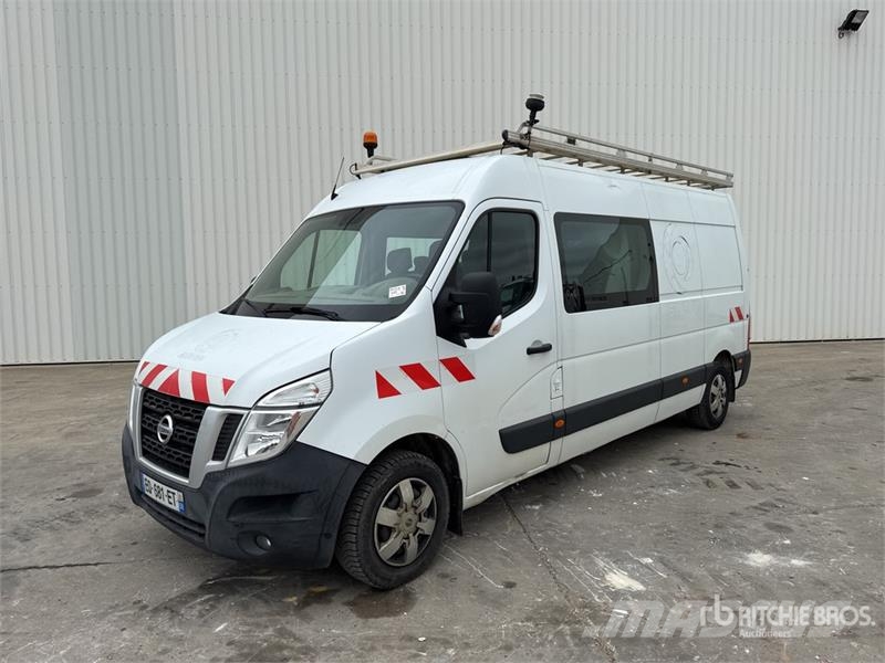 Nissan NV400 Vehicule Utilitaire Cargo Van Gesloten bedrijfswagens