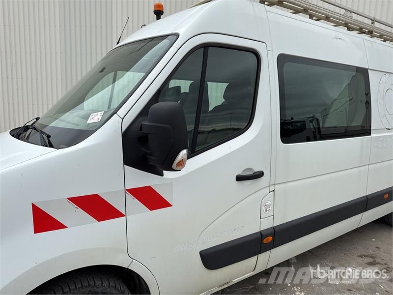 Nissan NV400 Vehicule Utilitaire Cargo Van Gesloten bedrijfswagens