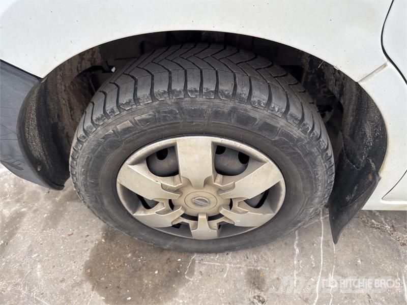 Nissan NV400 Vehicule Utilitaire Cargo Van Gesloten bedrijfswagens