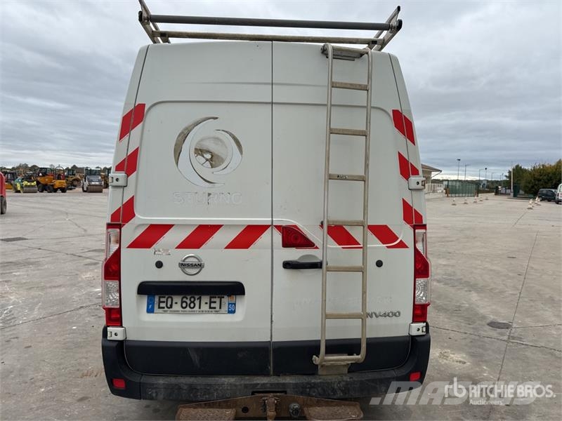 Nissan NV400 Vehicule Utilitaire Cargo Van Gesloten bedrijfswagens