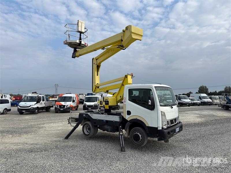 Nissan P200A 17.8 m on Nissan P200A Bucket Truck Auto korpe