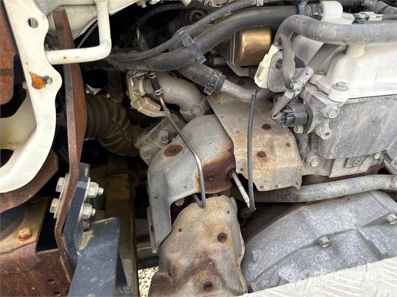 Nissan P200A 17.8 m on Nissan P200A Bucket Truck Auto korpe
