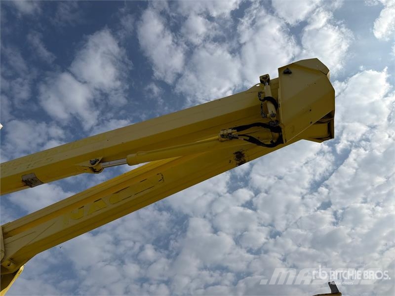 Nissan P200A 17.8 m on Nissan P200A Bucket Truck Auto korpe