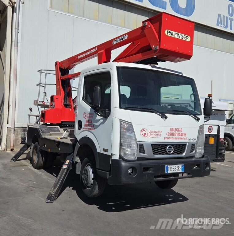 Nissan Palfinger P220A 19.7 m on  Nissan Cabstar 35.13 Bu 车载式高空作业车