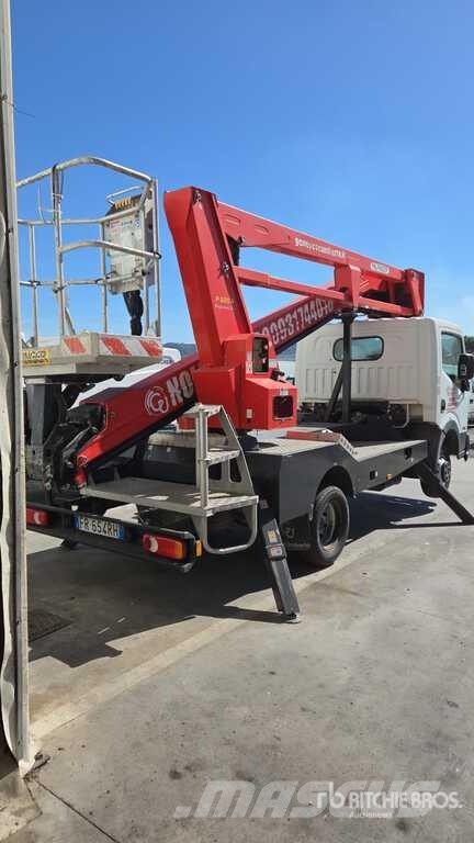 Nissan Palfinger P220A 19.7 m on  Nissan Cabstar 35.13 Bu 车载式高空作业车
