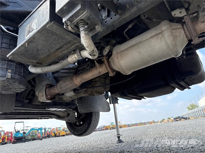 Nissan PNT 230 20.5 m on Nissan NT400 Bucket Truck Ant vilkikų montuojamos kėlimo platformos