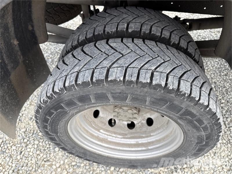 Nissan PNT 230 20.5 m on Nissan Cabstar NT400 Bucket Truc Ant vilkikų montuojamos kėlimo platformos