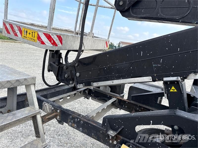 Nissan PNT 230 20.5 m on Nissan Cabstar NT400 Bucket Truc Ant vilkikų montuojamos kėlimo platformos