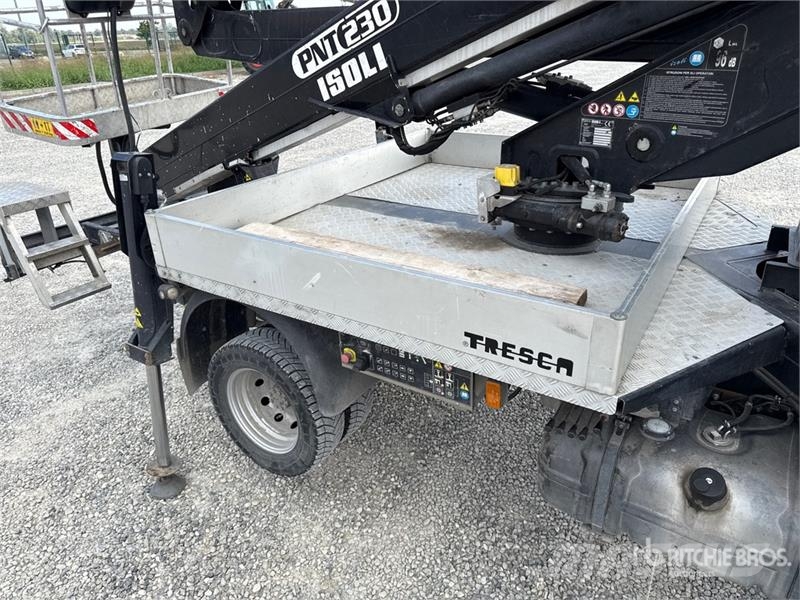 Nissan PNT 230 20.5 m on Nissan Cabstar NT400 Bucket Truc Ant vilkikų montuojamos kėlimo platformos