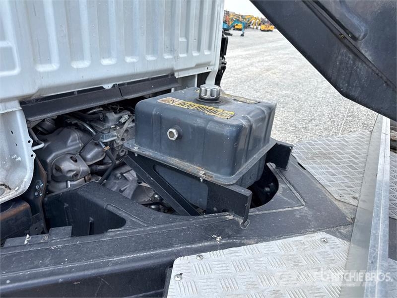 Nissan PNT 230 20.5 m on Nissan Cabstar NT400 Bucket Truc Ant vilkikų montuojamos kėlimo platformos