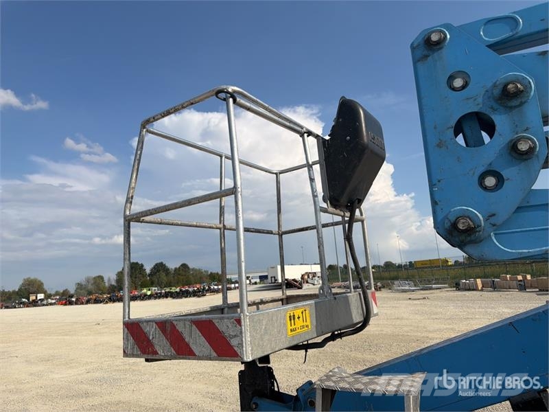 Nissan PNT205 20 m on Nissan Cabstar NT400 Bucket Truck Avtokošare