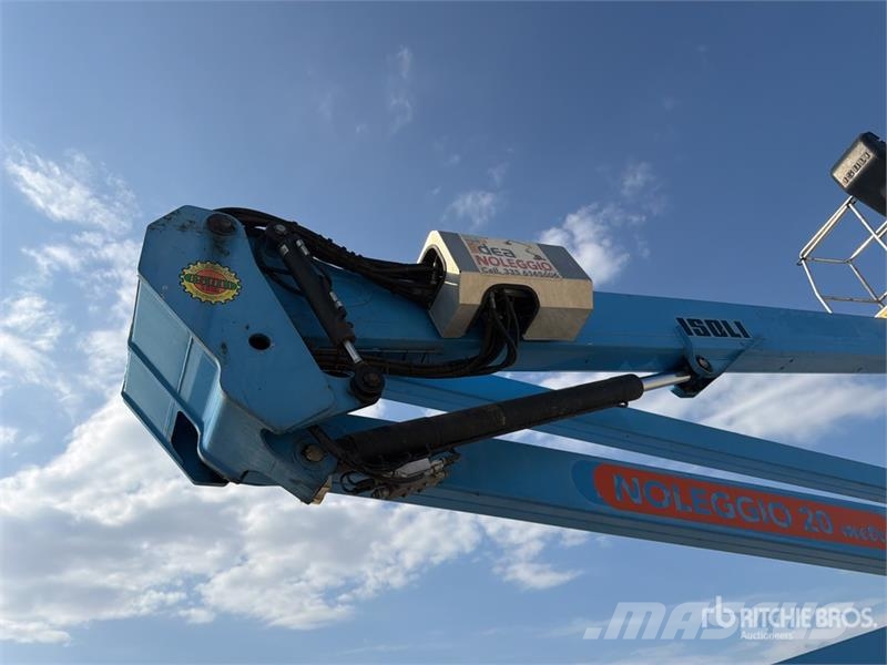 Nissan PNT205 20 m on Nissan Cabstar NT400 Bucket Truck Avtokošare
