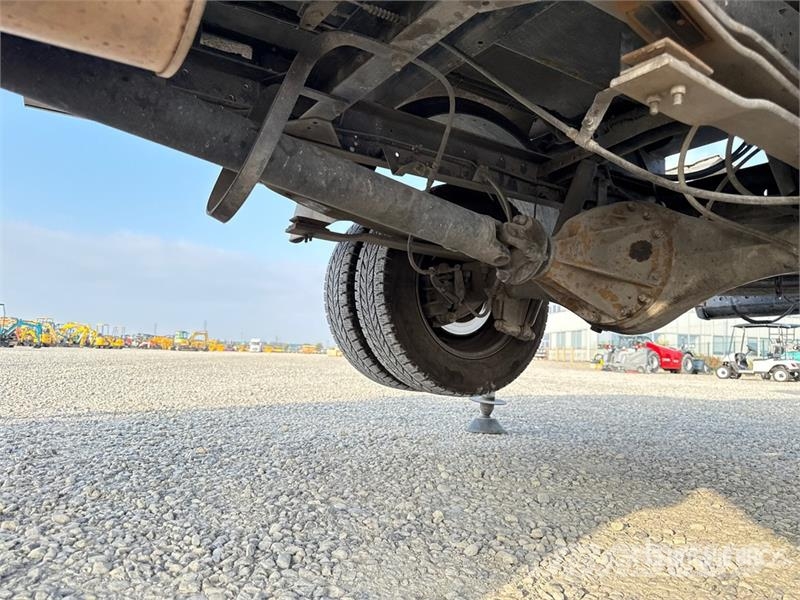Nissan PNT205 NHD 18.1 m on Nissan Cabstar 35.12 Bucket T 트럭 탑재 고소작업대