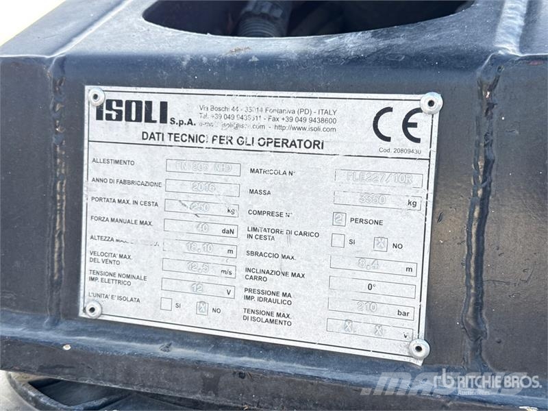 Nissan PNT205 NHD 18.1 m on Nissan Cabstar 35.12 Bucket T 트럭 탑재 고소작업대