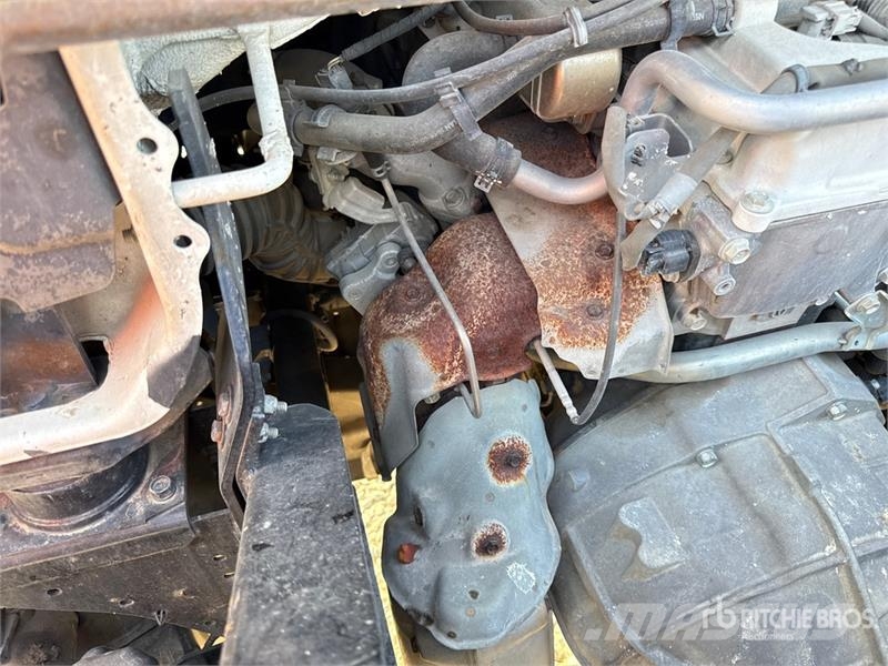 Nissan PNT205 NHD 18.1 m on Nissan Cabstar 35.12 Bucket T 트럭 탑재 고소작업대