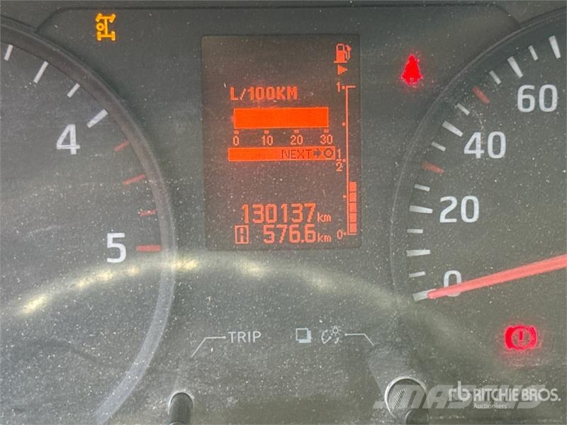 Nissan PNT205 NHD 18.1 m on Nissan Cabstar 35.12 Bucket T 트럭 탑재 고소작업대