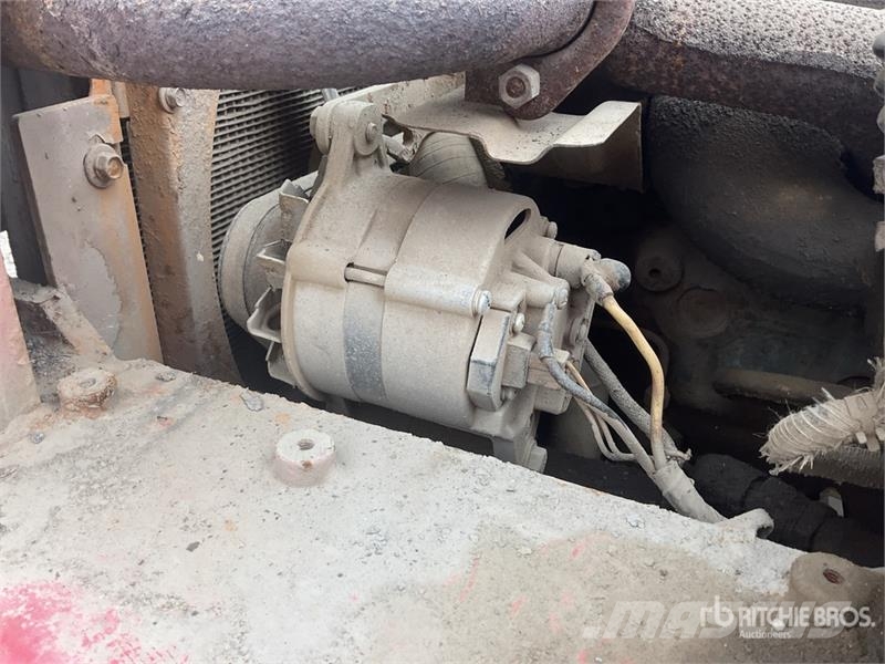 Nissan QF01A15U 1500 kg Forklift (Inoperable) شاحنات ذات رافعات شوكية - أخرى