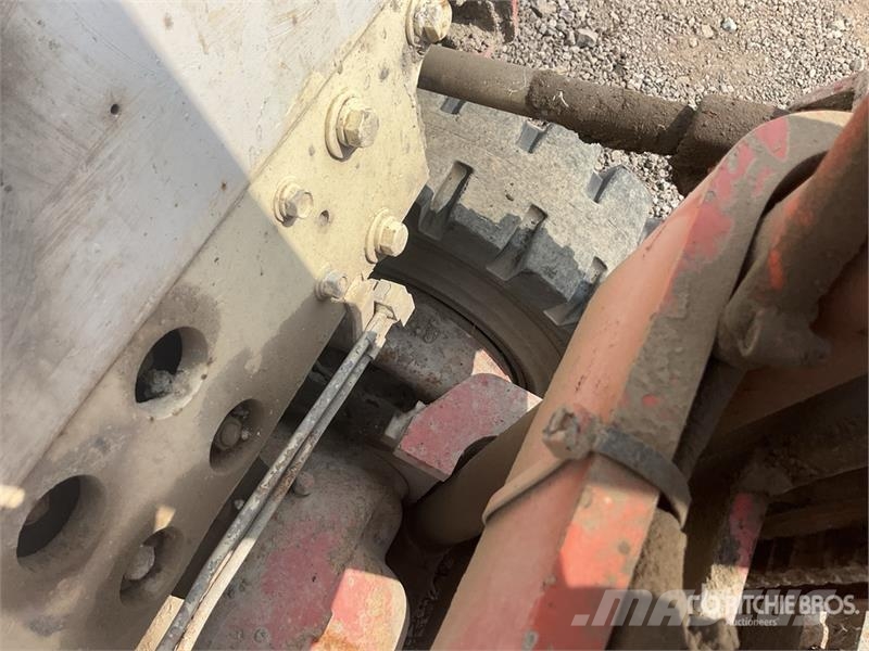 Nissan QF01A15U 1500 kg Forklift (Inoperable) شاحنات ذات رافعات شوكية - أخرى