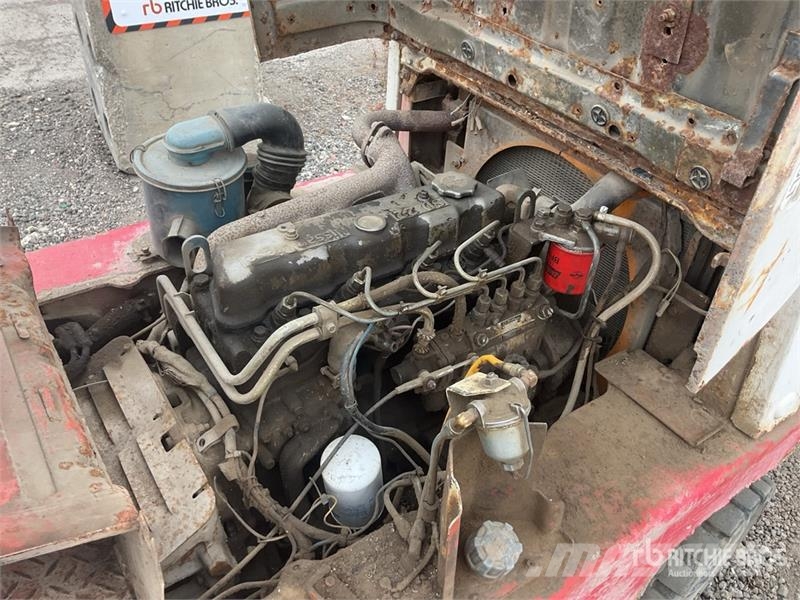 Nissan QF01A15U 1500 kg Forklift (Inoperable) شاحنات ذات رافعات شوكية - أخرى