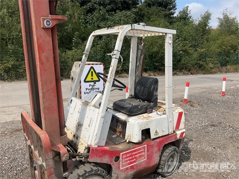 Nissan QF01A15U 1500 kg Forklift (Inoperable) شاحنات ذات رافعات شوكية - أخرى