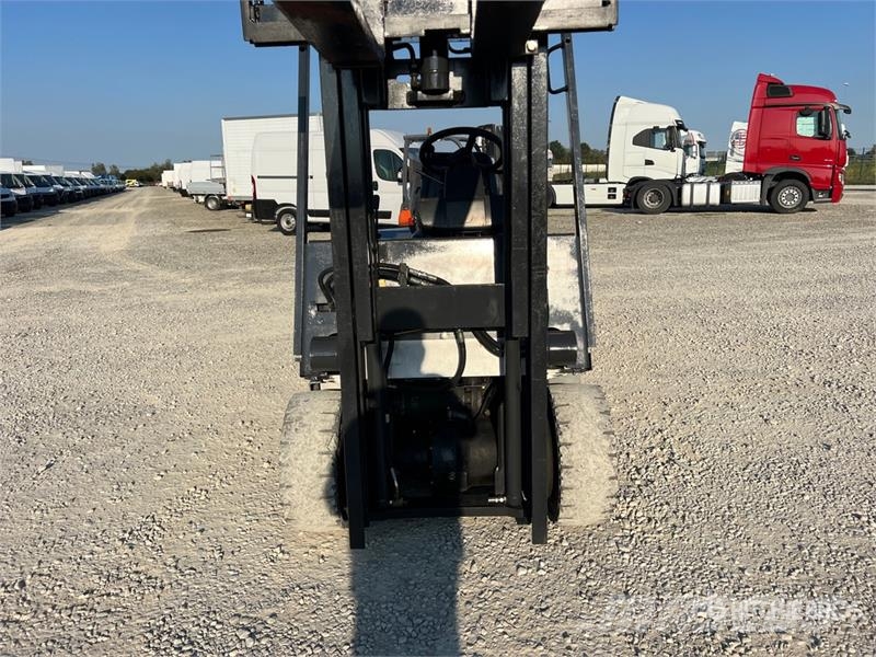 Nissan QX25 2500 kg Electric Forklift バッテリーフォークリフト