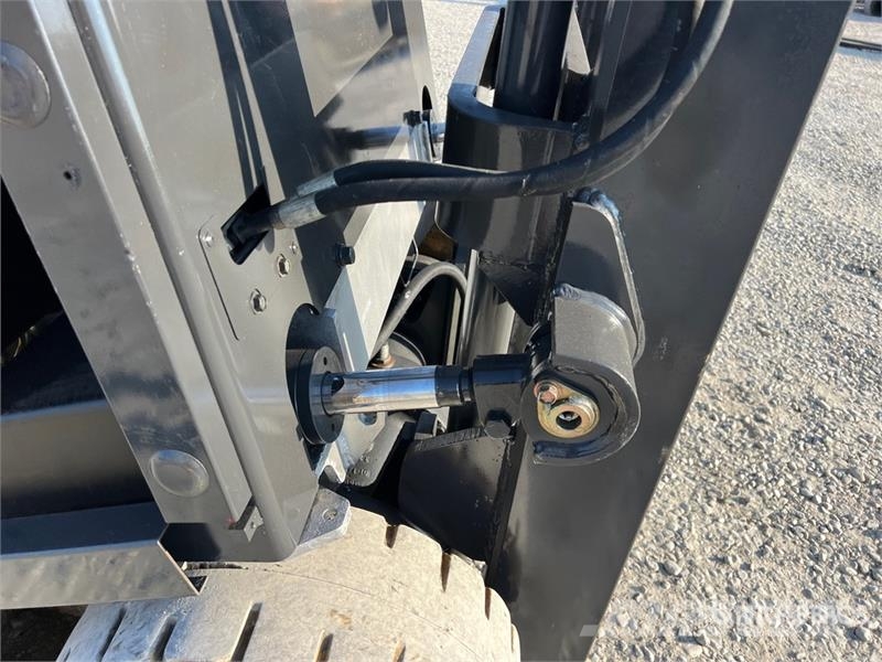 Nissan QX25 2500 kg Electric Forklift バッテリーフォークリフト
