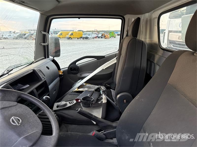 Nissan Snake 2010H Plus Basic 20 m on  Nissan Cabstar 35. Avtokošare