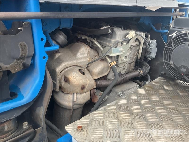 Nissan Socage 20TJ 19.7 m on Nissan NT400 4x2 Bucket Truc Auto hoogwerkers