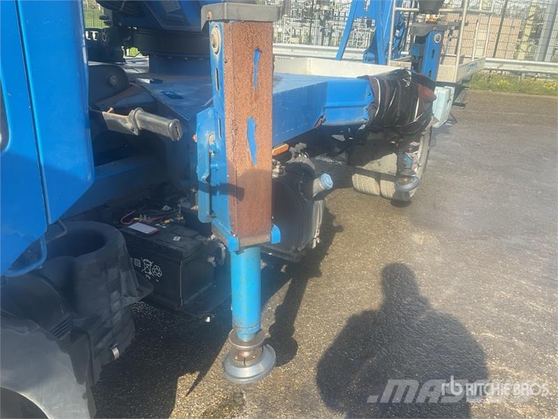 Nissan Socage 20TJ 19.7 m on Nissan NT400 4x2 Bucket Truc Camion nacelle