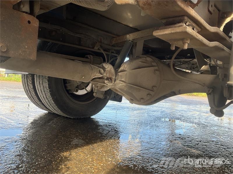 Nissan Socage 20TJ 19.7 m on Nissan NT400 4x2 Bucket Truc Camion nacelle