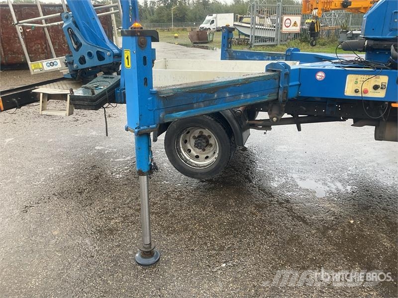 Nissan Socage 20TJ 19.7 m on Nissan NT400 4x2 Bucket Truc Auto hoogwerkers