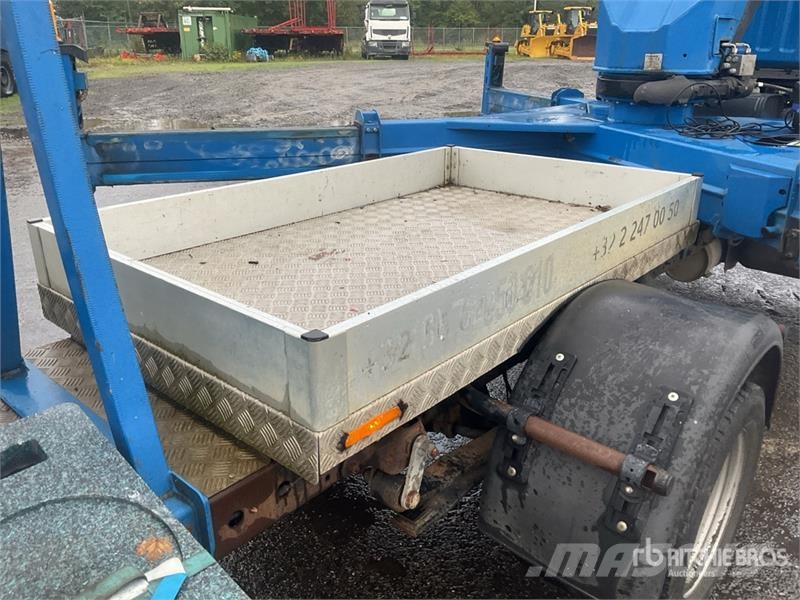 Nissan Socage 20TJ 19.7 m on Nissan NT400 4x2 Bucket Truc Auto hoogwerkers