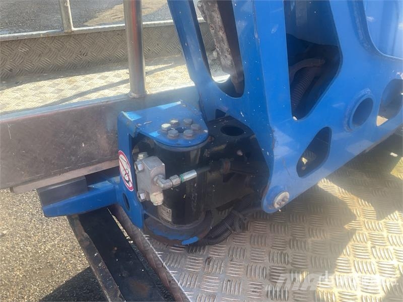 Nissan Socage 20TJ 19.7 m on Nissan NT400 4x2 Bucket Truc Camion nacelle