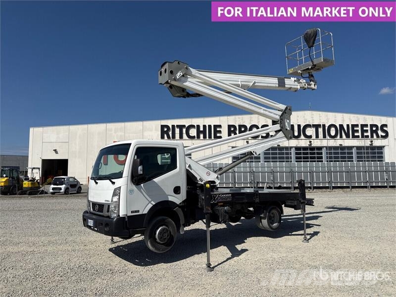 Nissan Socage 25D 24 m on Nissan Cabstar 35.13 Bucket Tru Truck mounted platforms