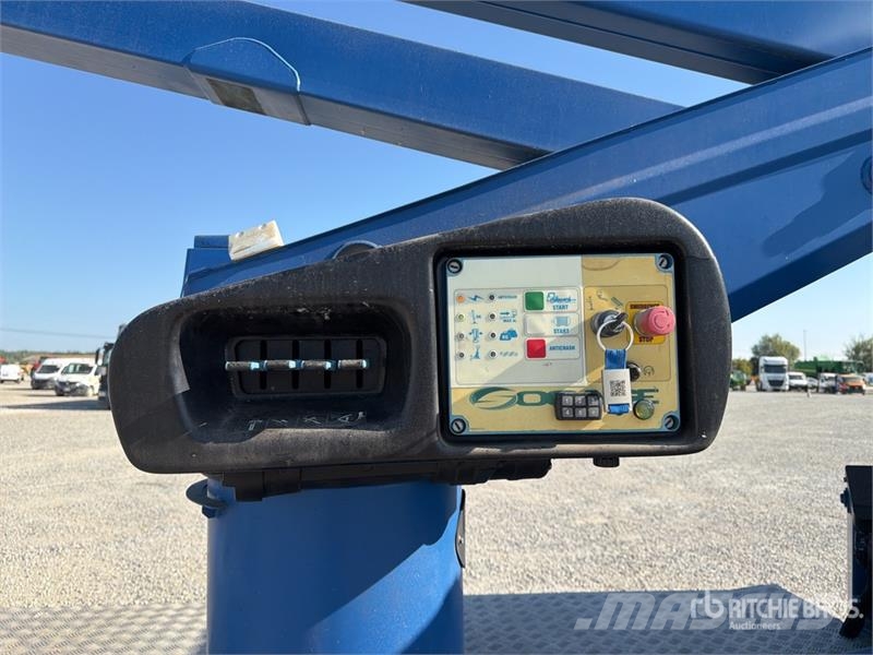 Nissan Socage DA320 19 m on Nissan NT400 Bucket Truck Autoplošiny