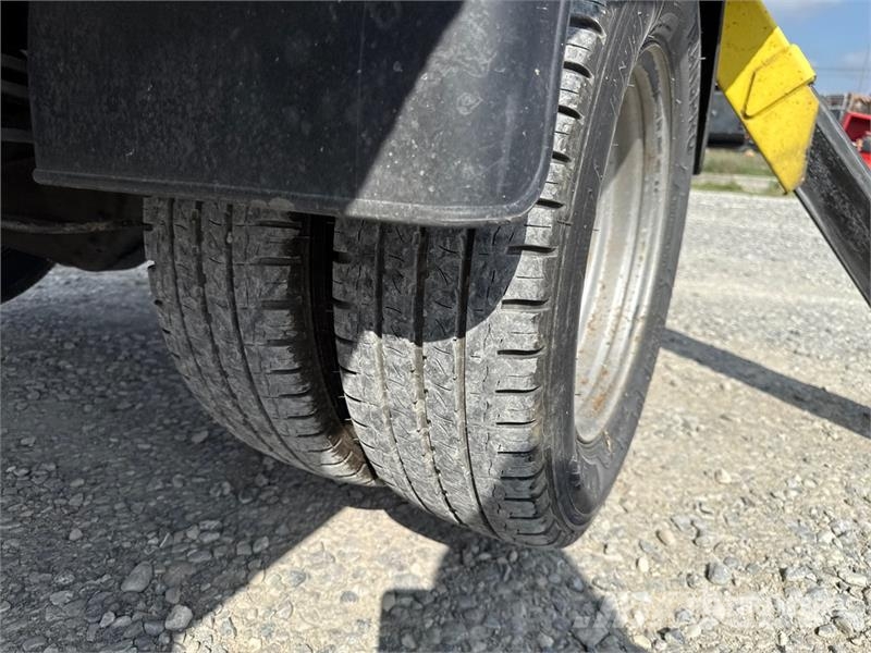 Nissan Socage DA320 20 m on Nissan Cabstar 35.12 Bucket T Avtokošare
