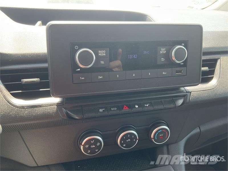 Nissan Townstar Cargo Van Panel vans