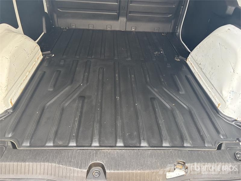 Nissan Townstar Cargo Van Kaubikud