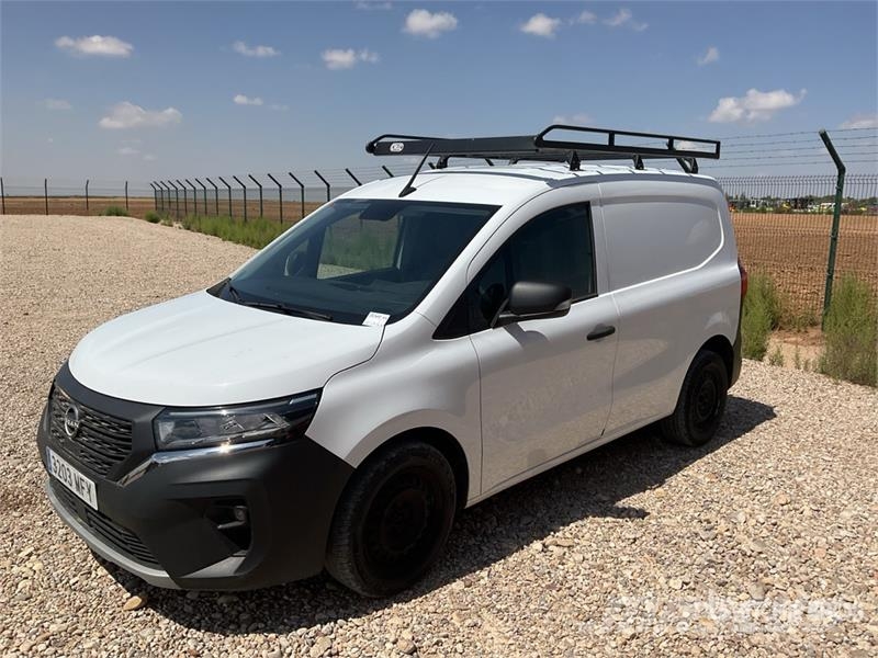 Nissan Townstar Cargo Van Panel vans