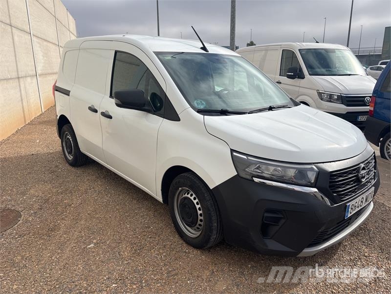 Nissan Townstar Cargo Van Kaubikud