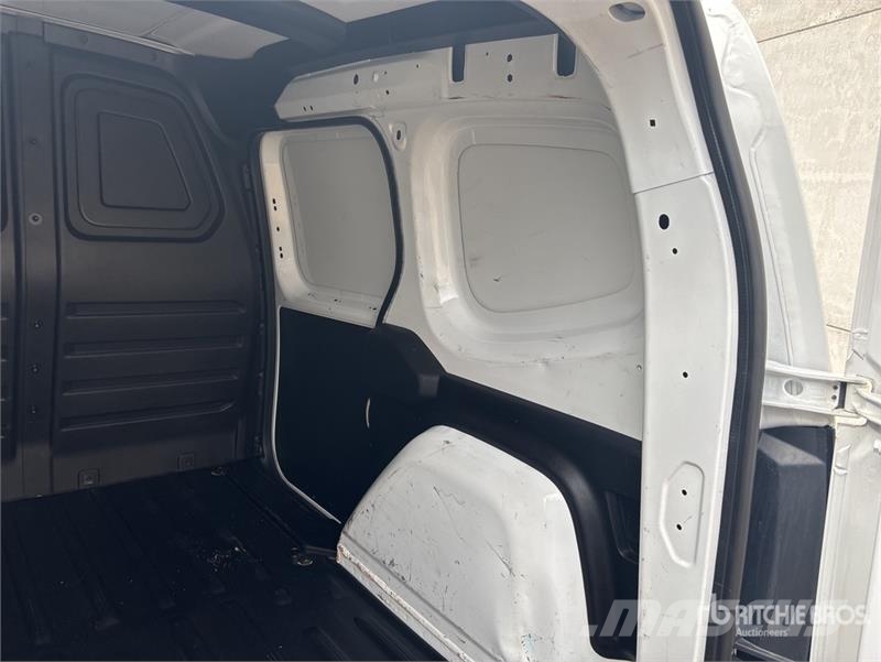 Nissan Townstar Cargo Van Kaubikud