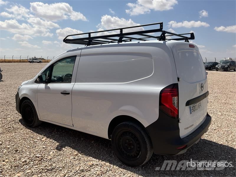 Nissan Townstar Cargo Van Panel vans