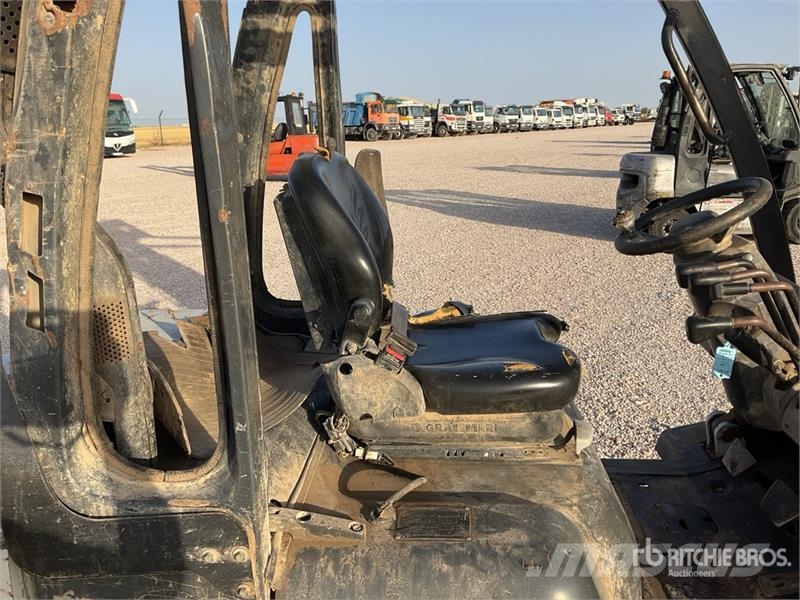 Nissan Y1D2A25Q Forklift Περονοφόρα ανυψωτικά κλαρκ - άλλα