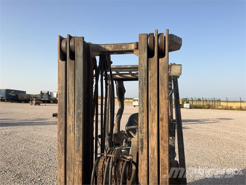 Nissan Y1D2A25Q Forklift Περονοφόρα ανυψωτικά κλαρκ - άλλα