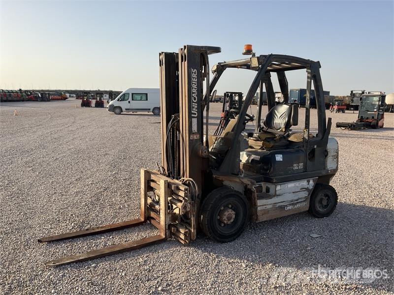 Nissan Y1D2A25Q Forklift Περονοφόρα ανυψωτικά κλαρκ - άλλα